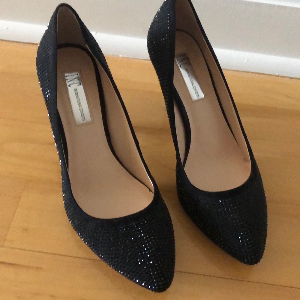 Sparkly black pumps